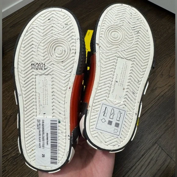 Toddler boys Off White sneakers